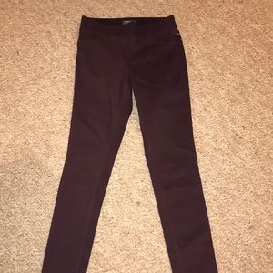 Brand New Old Navy Maroon skinny pants/leggings
